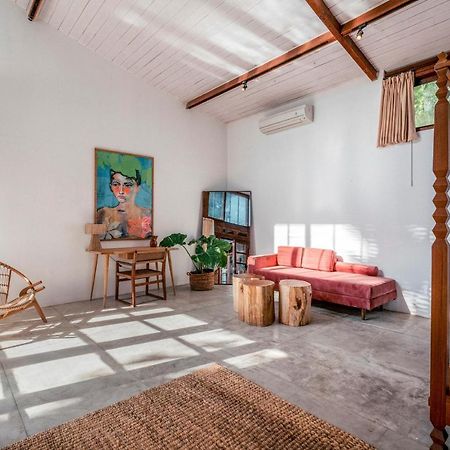 Batu Belig Living Managed By Cpm Bali Apartment Семиняк Екстериор снимка