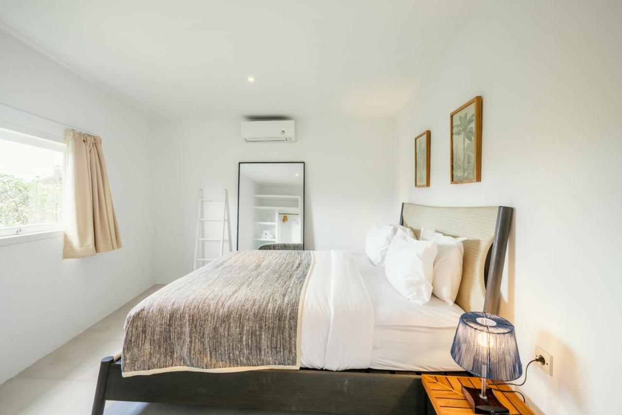 Batu Belig Living Managed By Cpm Bali Apartment Семиняк Екстериор снимка