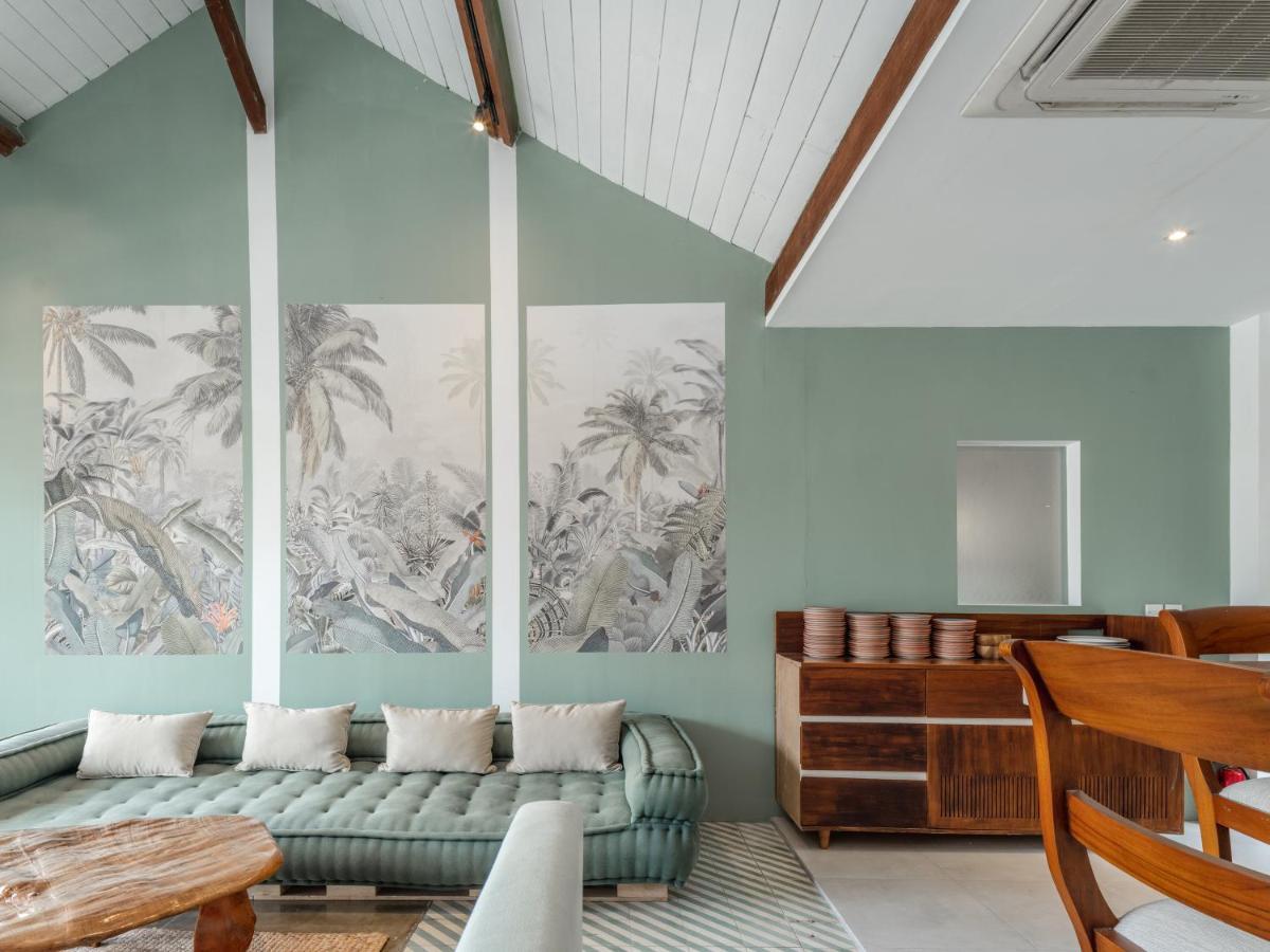Batu Belig Living Managed By Cpm Bali Apartment Семиняк Екстериор снимка