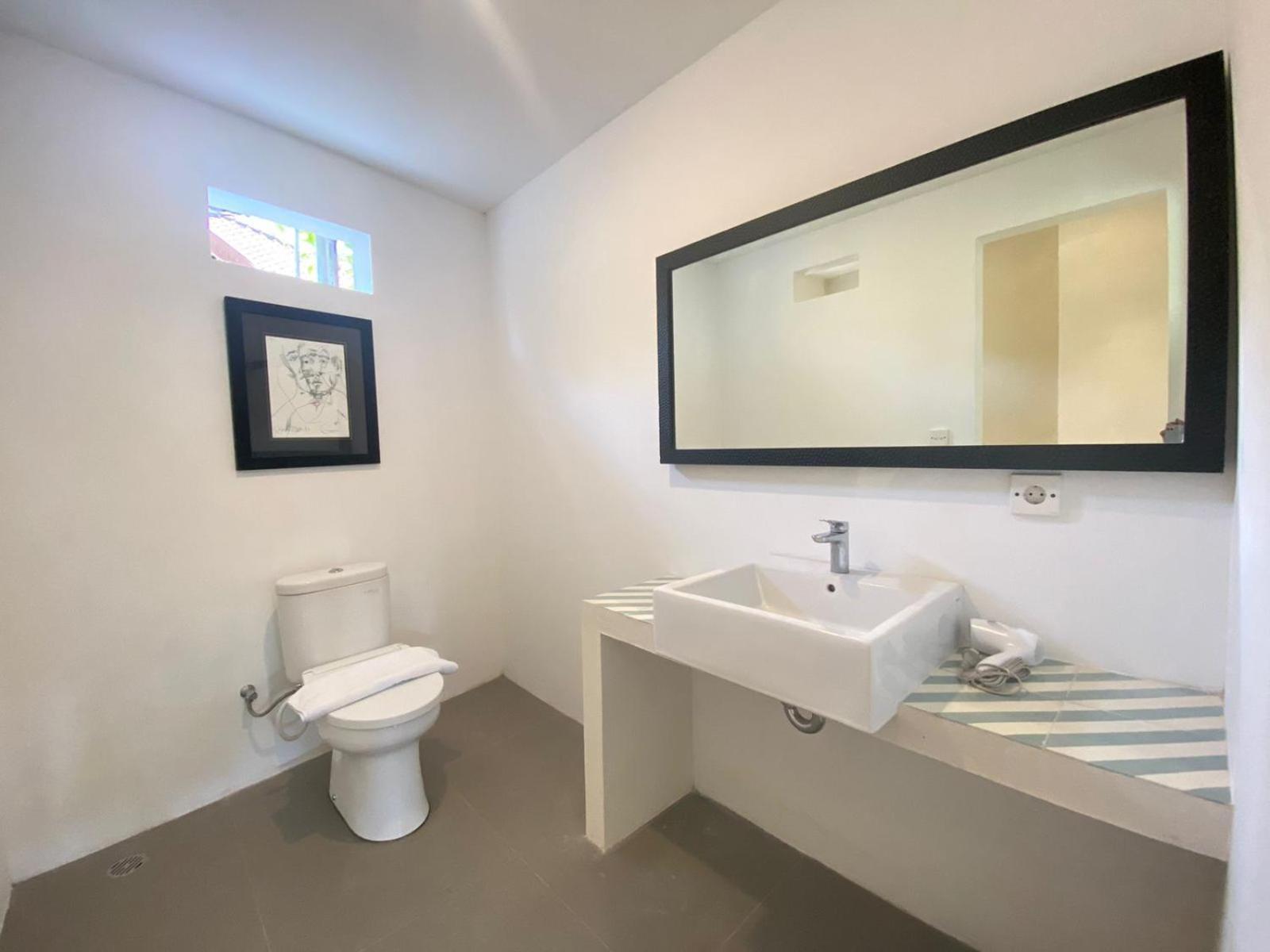 Batu Belig Living Managed By Cpm Bali Apartment Семиняк Екстериор снимка